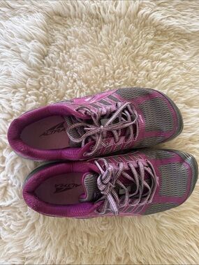 Altra Women's provision Gray and Purple Athletic Running Sneakers